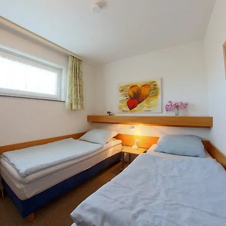 Apartment 289
